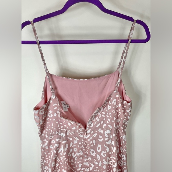LE LIS Pink Cheetah Print Mini Dress - Medium - Picture 4 of 6